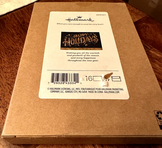 Hallmark Boxed Holiday Cards Happy Holidays   16 Cards and 17 Envelopes