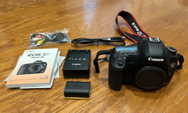 Canon EOS 5D Mark III Digital SLR Camera - Black (Body Only)
