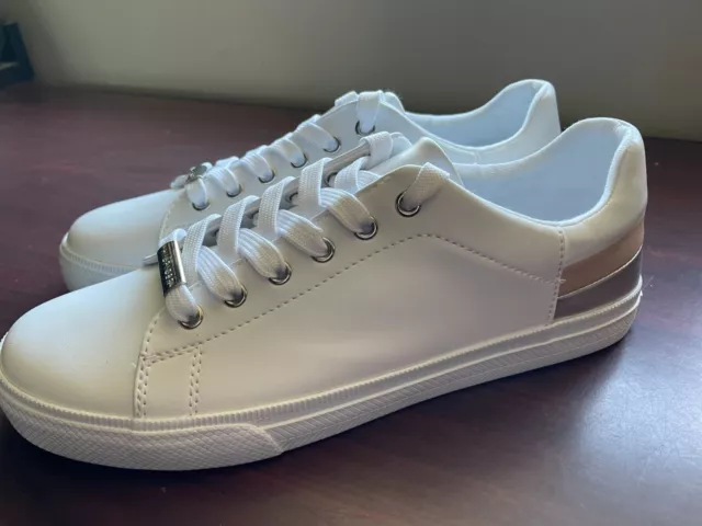 TOMMY HILFIGER WOMEN S White Laddi 2 Sneaker Shoes Size 8 M WHITE NEW 29.99 PicClick