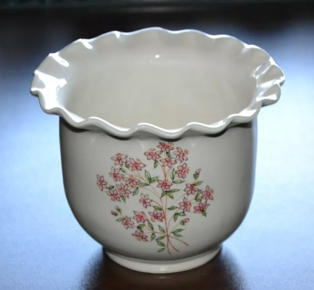 🌸 ALTER PORZELLAN BLUMENTOPF mit WELLENRAND und BLUMEN MOTIV - SIGNIERT - ITALY