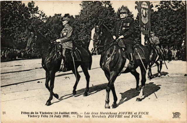 CPA AK Militaire - Fetes de la Victoire - Marechaux Joffre et Foch (697949)