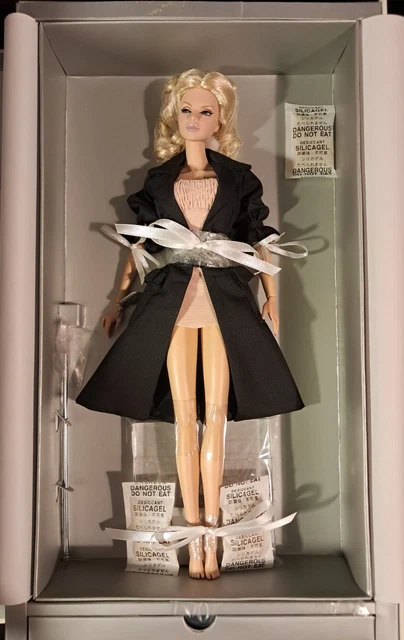 Fashon Royalty Poppy Parker: Youthquake | Barbe, De moda, Muñecas