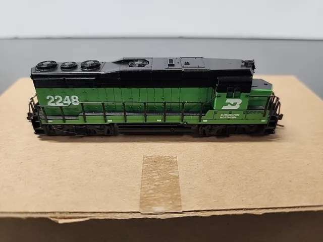 Kato N-scale #4702 Burlington Northern  (BN)  GP-30 locomotive