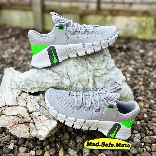 NIKE FREE METCON 5 Iron Ore Green DV3949 002 UK8.5 UK10.5 UK13