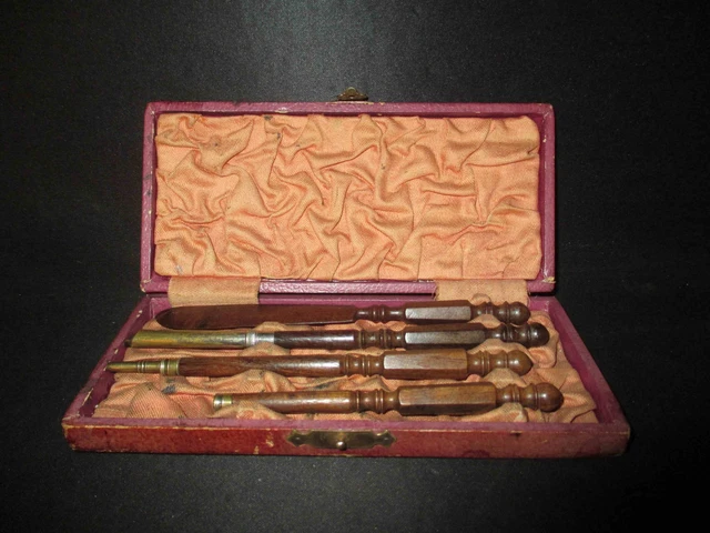 ancien étui coffret nécessaire écriture bois sculpté fin XIX ème début XX ème