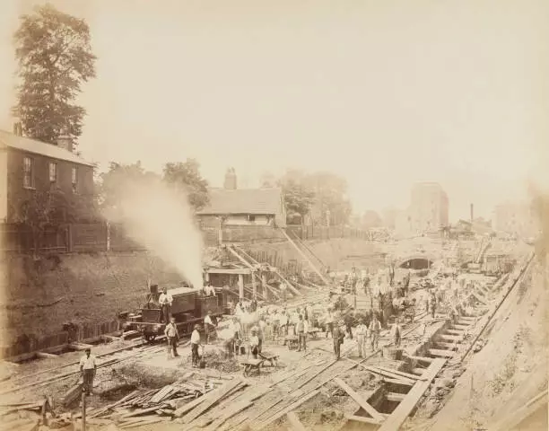 Construction Of The Metropolitan District Railway, London, 1869 Train Old Photo