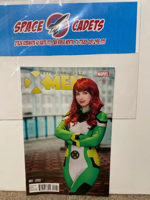 Extraordinary X-men #1 Cosplay Variant 2016 Marvel Comics