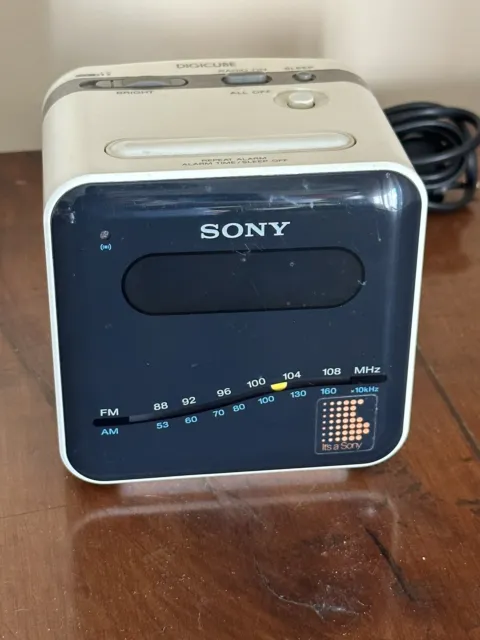 Radiosveglia Sony vintage mod. DIGICUBE ICF-C101W