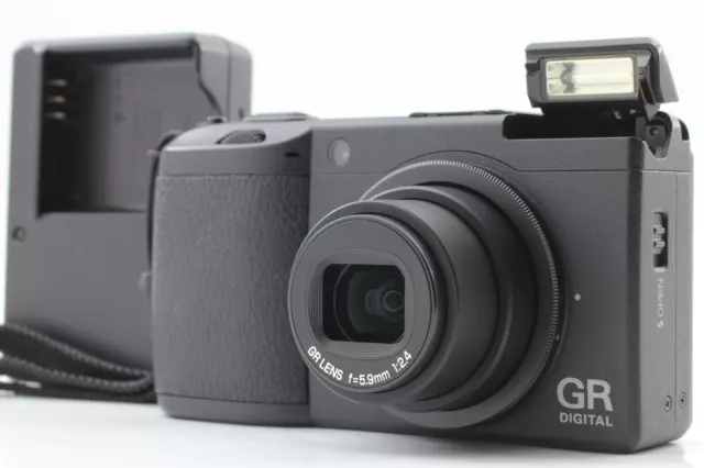 [NEAR MINT] RICOH GR DIGITAL II 10.1MP Digital Camera From JAPAN 3E17