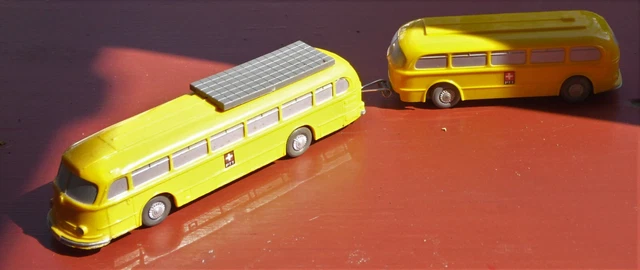 WIKING MB Pullmann Postbus m. Dachgepäckträger + Anhänger - PTT = Schweizer Post