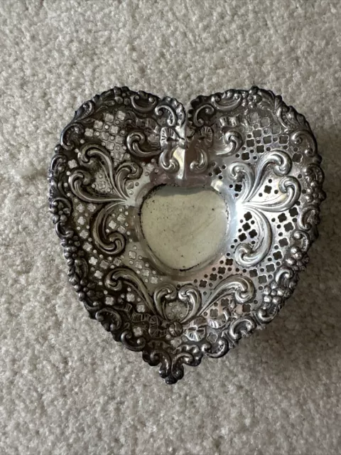 Gorham Chantilly Sterling Silver Heart Shaped Footed Candy/Nut/Trinket Dish