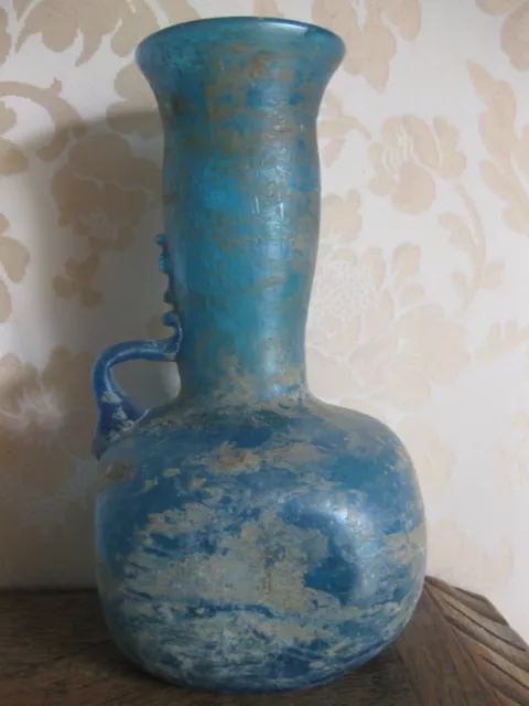 Vase pichet bleu en verre soufflé    style Antique