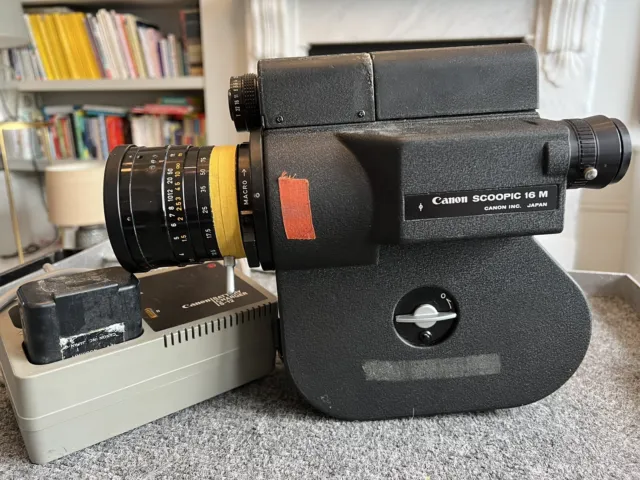 Cámara de película y cargador de batería Canon Scoopic 16 mm 16 mm lente 12,5-75 mm F1,8