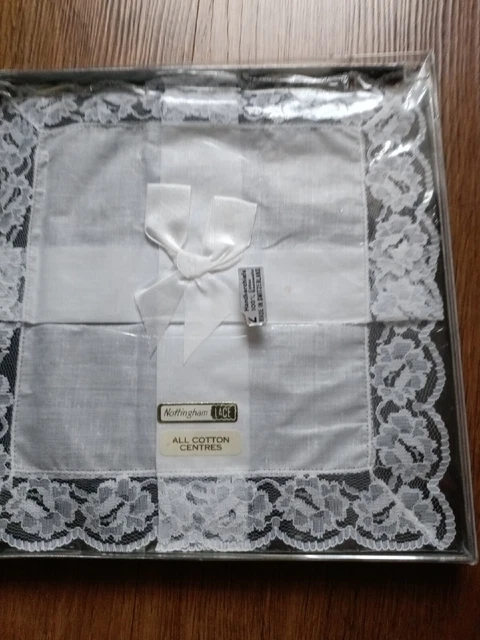 2 Scatole Fazzoletti Donna Vintage 1 Scatola Ricamata 1 Scatola Con Pizzo