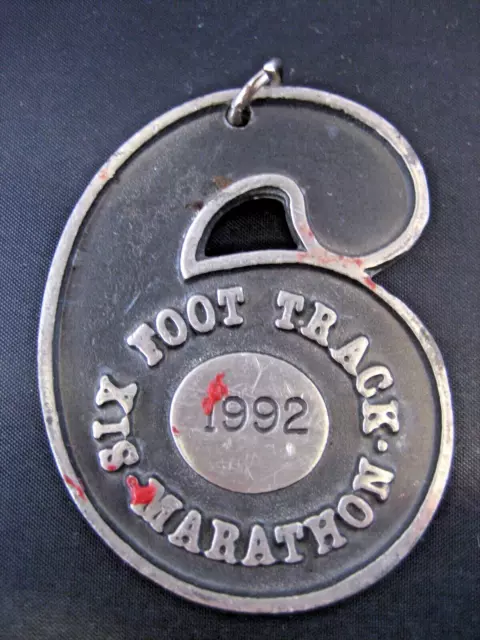 1992 Six Foot Track Marathon Badge / Medal