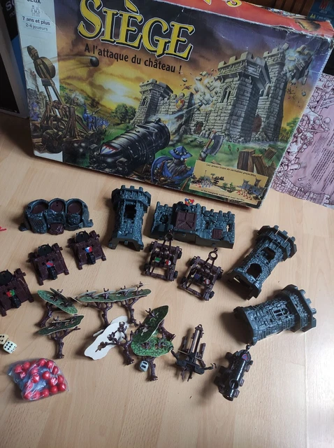 Jeu De Société « Siège à L’attaque Du Château » MB - Boîte Abîmée, Pièces à Vérifier, Idéal Pour Pièces