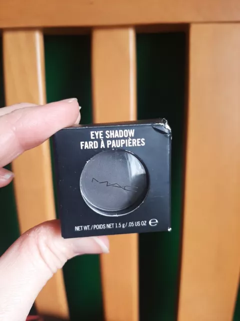 MAC Eye Shadow Single "Print" Charcoal Grey/Black Eye Liner. Brand New In Box.