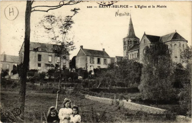 CPA AK St-SULPICE L'Église et la Mairie (420974)