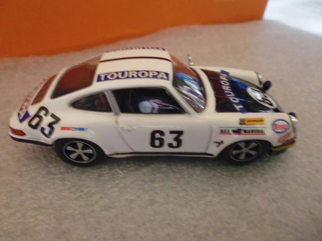 spark-model Porsche 911S #36 Le Mans 1971 Waldegaard - Cheneviere (1/43