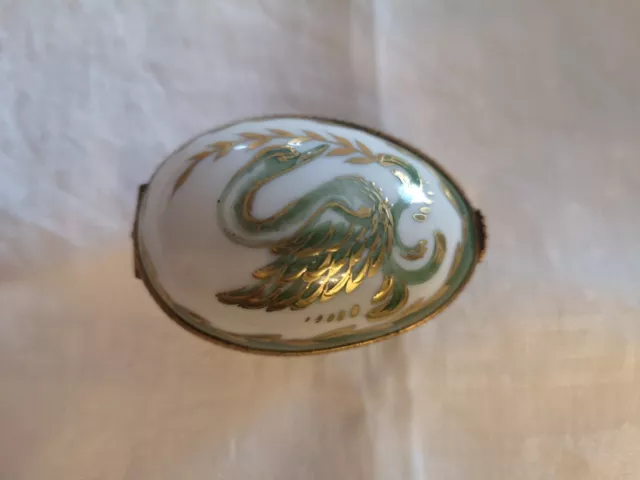 Petite Boîte À Pilules En Forme D'œuf Porcelaine Limoges Décor Oiseaux Vert/ Or