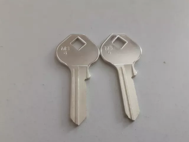 2 X Silca MS 6 llaves en blanco para adaptarse a MASTER (3128)