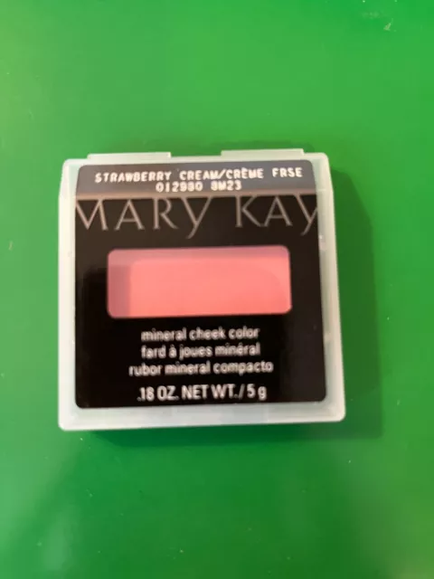 Mary Kay Mineral Cheek Color Blush Strawberry Cream Discontinued RARE Free Ship