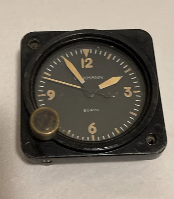 Wakmann 8 day wind up clock Works vintage