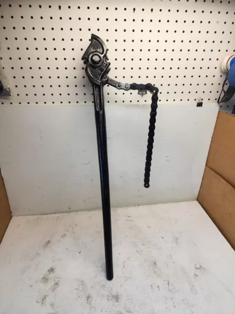 Vintage J.H. Williams Vulcan Superior No. 2 Chain Pipe Wrench 1/4 to 2-1/4" Pipe