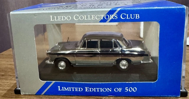 Vanguards 1/43 Scale Model Car VA08209 - Triumph 2000 - Chrome