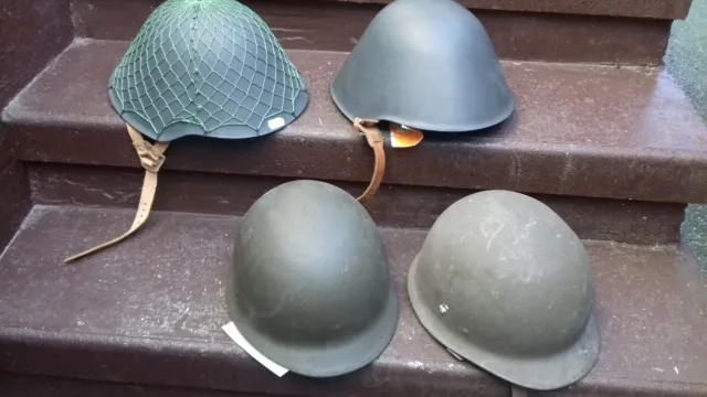 Stahlhelme,Kopfbedeckung,Militärhelme.