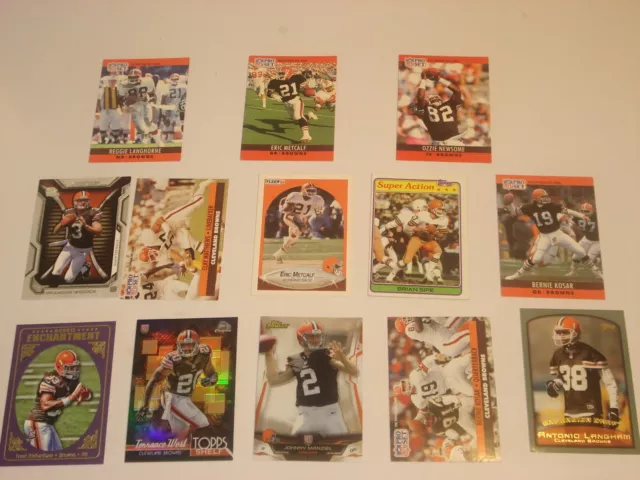 Lot 32 - 13 Browns American Football NFL Trading Cards - See Details