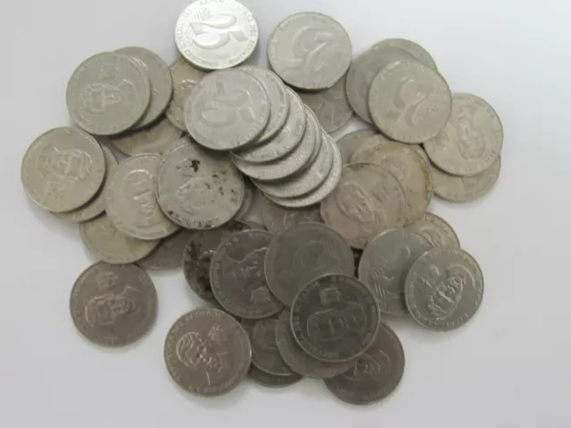 Lot of 50 Ecuador 2000 25 Centavos Coins - Circulated