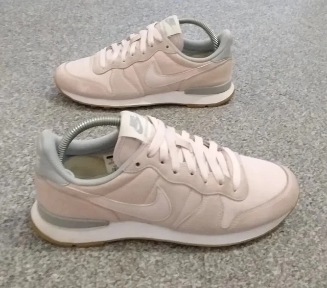 NIKE INTERNATIONALIST PINK Trainers Ladies Running Shoes New