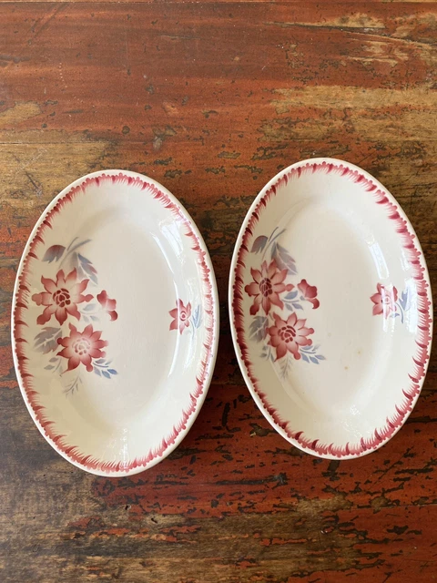 Raviers Anciens en faïence de Digoin modèle Fleurs.