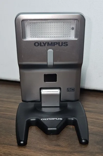 Olympus FL-300R Electronic Flash w/ Shoe Mount