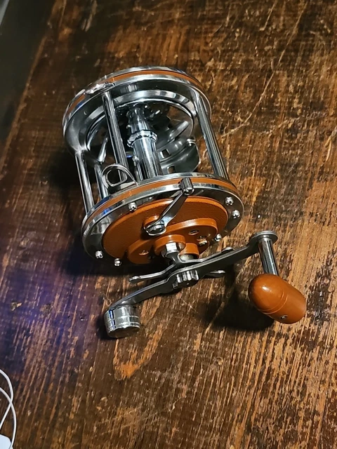 Moulinet De Pêche Antique Congress Tampa – Modèle Rare, état Vintage (lot #11647)