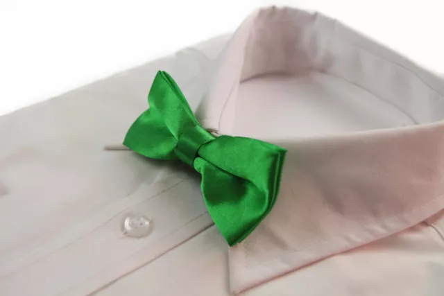 Boys Green Plain Bow Tie
