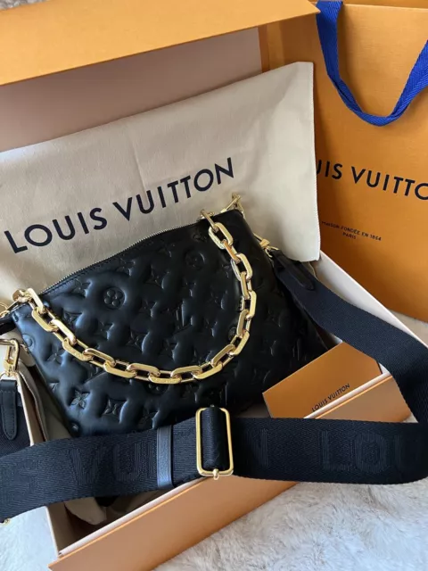 Louis Vuitton LV Pochette coussin mint Green Leather ref.290924