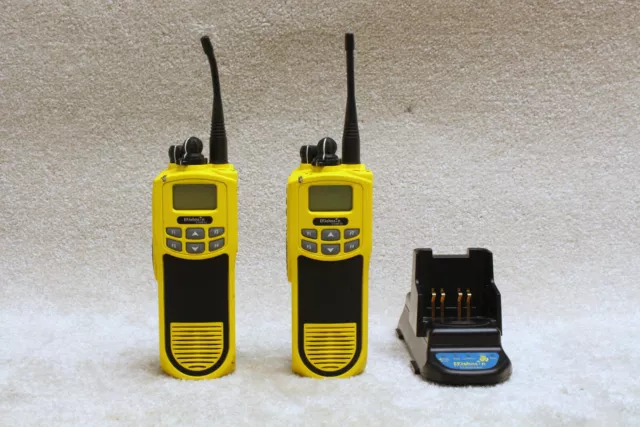 Lot of 2 EFJohnson 51FIRE ES Series Portable Radio 700/800 MHz ATH2425171 P25