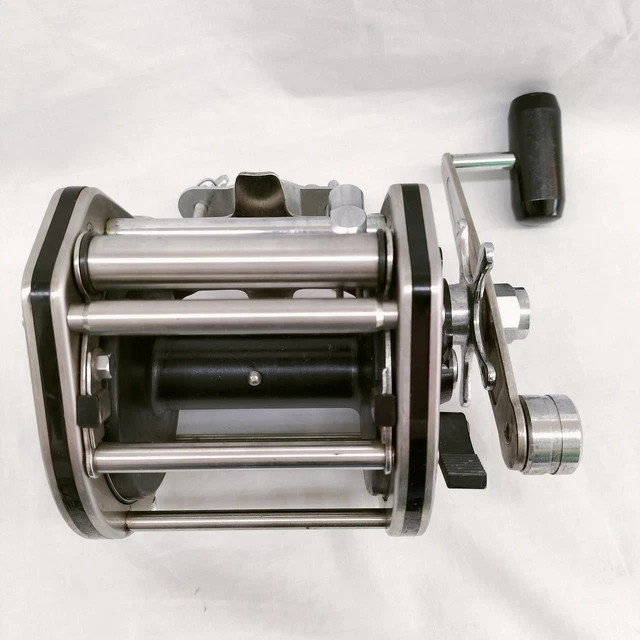 Moulinet De Pêche Vintage Ryobi AD4000V – Fabriqué Au Japon – Rare – Occasion