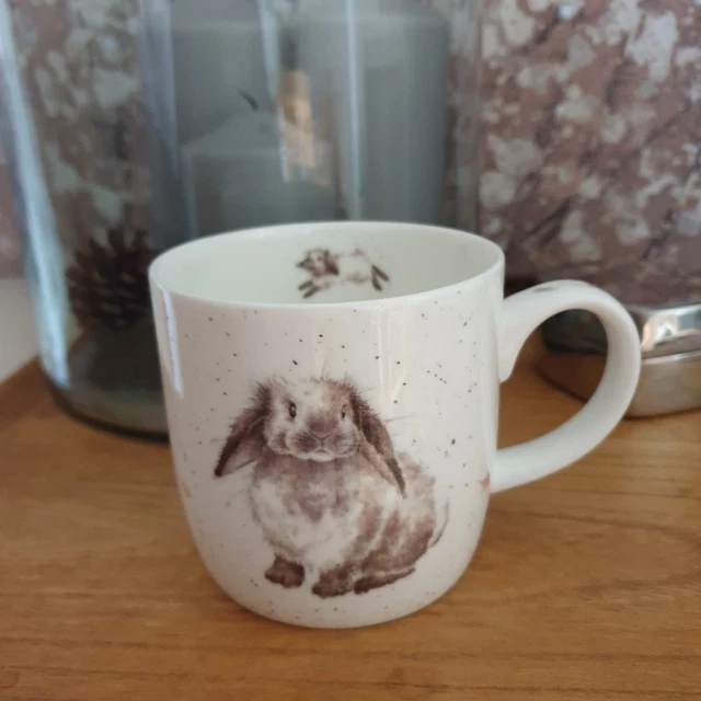 Royal Worcester Wrendale Boutique Candle in a Tin - Rosie Rabbit