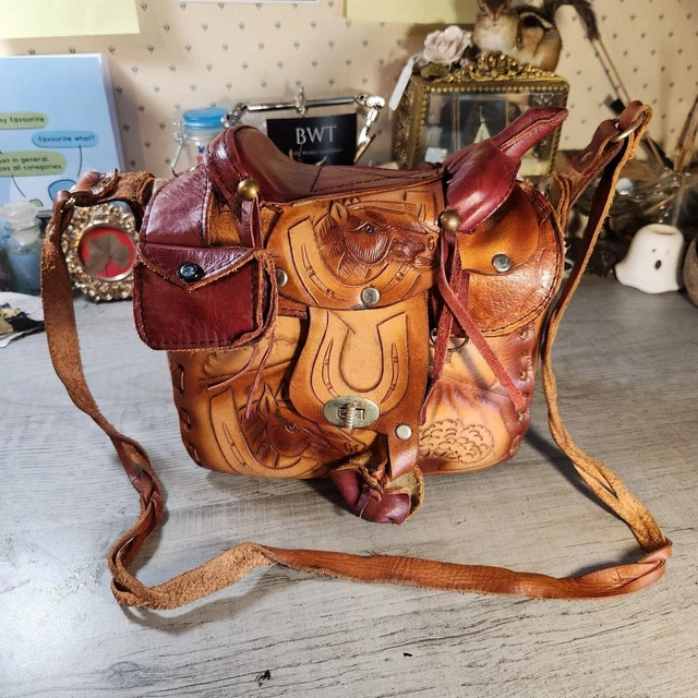 Vintage 1970s tooled leather saddle purse handmade in Mexico horse purse saddle
