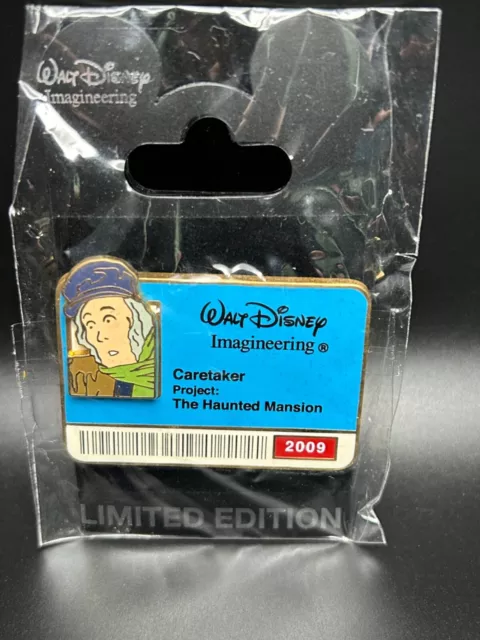 Wdi Haunted Mansion Caretaker 2009 Id Badge Limited Edition 300 Series Pin