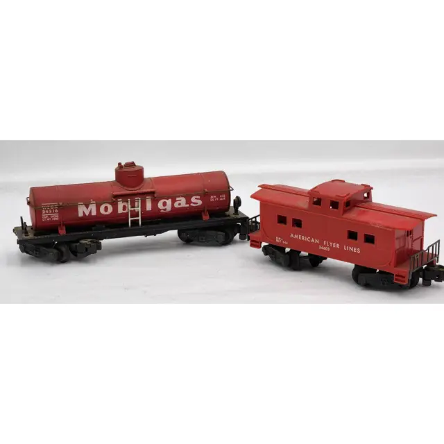 American Flyer Trains Lines 24603 & Mobilgas 24316 O-Gauge Locomotive Tanker car