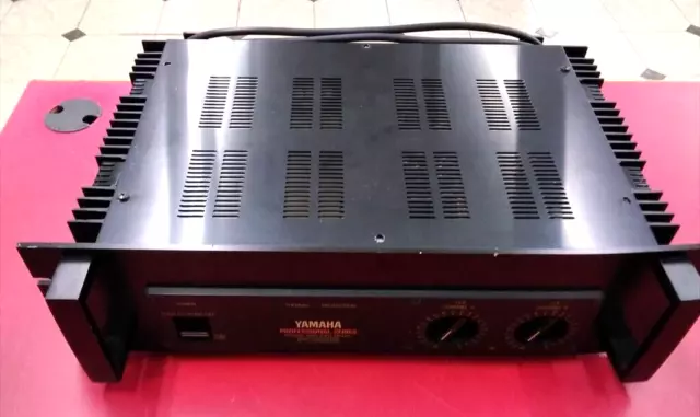 Junk Not Working YAMAHA PC1002 Professional Series Amplificador de potencia 300W