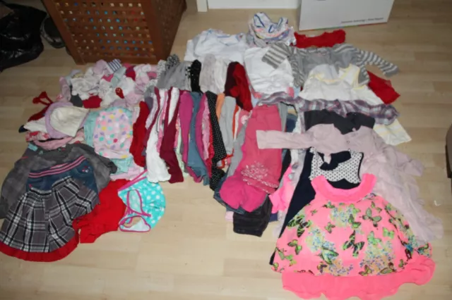 Lotto di lavoro massiccio pacchetto vestiti per bambine età 18-36 mesi. TUTTO CIÒ DI CUI HAI BISOGNO