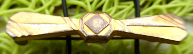 Broche Ancienne Métal Et Perles - Bébé Poupée Bavoir - Vintage