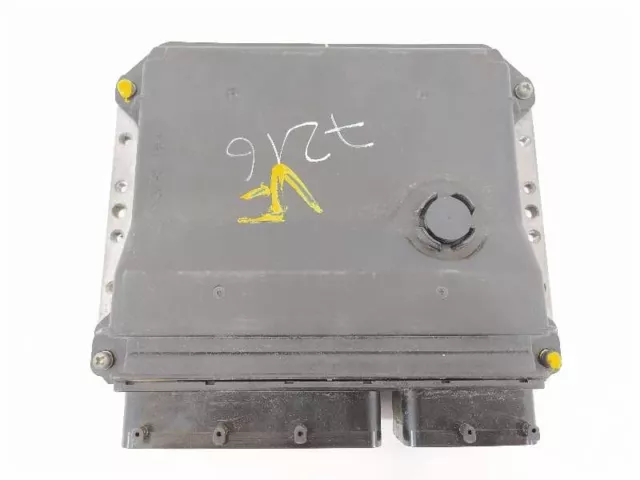 8966102D091 Calculateur Moteur Ecu / 3798958 Pour Toyota Auris Sol