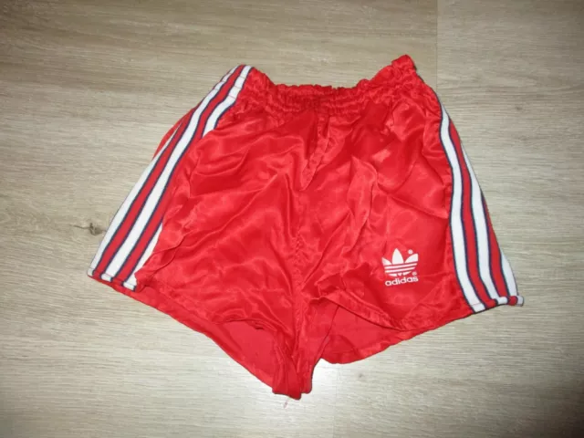 ADIDAS pantaloncini da jogging pantaloni GERMANIA OCCIDENTALE vecchia scuola vintage running retrò 140 ADIDAS pantaloncini da jogging pantaloni GERMANIA OCCIDENTALE vecchia scuola vintage running retrò 140