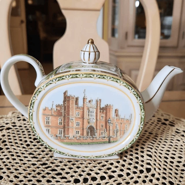 Théière ancienne en grès Vernissé et poignée en cuivre , Angleterre